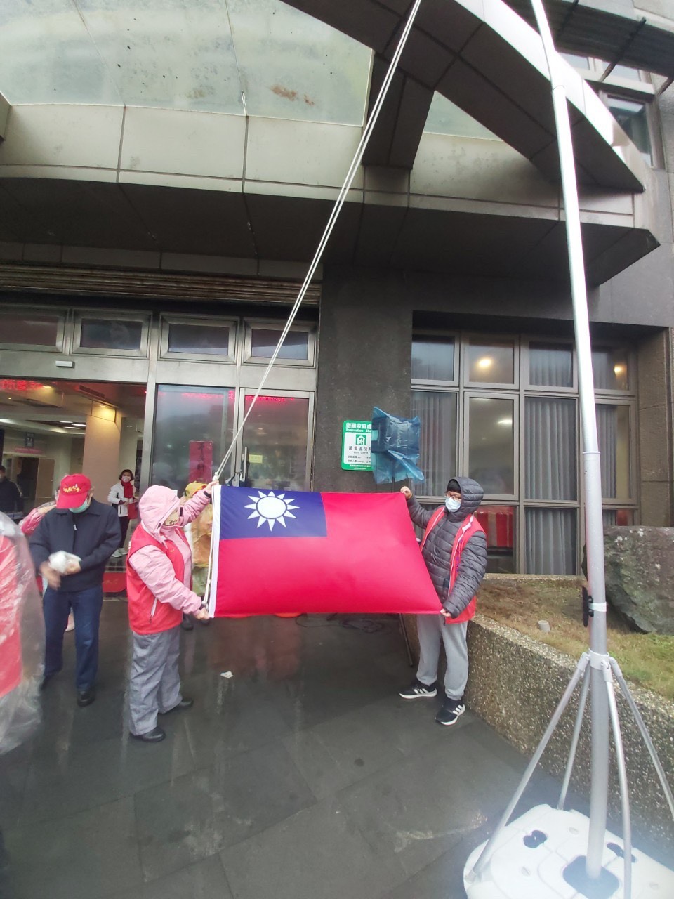 元旦升旗典禮1(共12張照片)