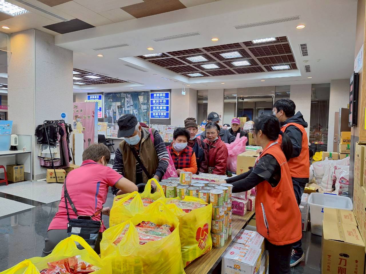 114年「歲末寒冬送暖物資發放活動」-6